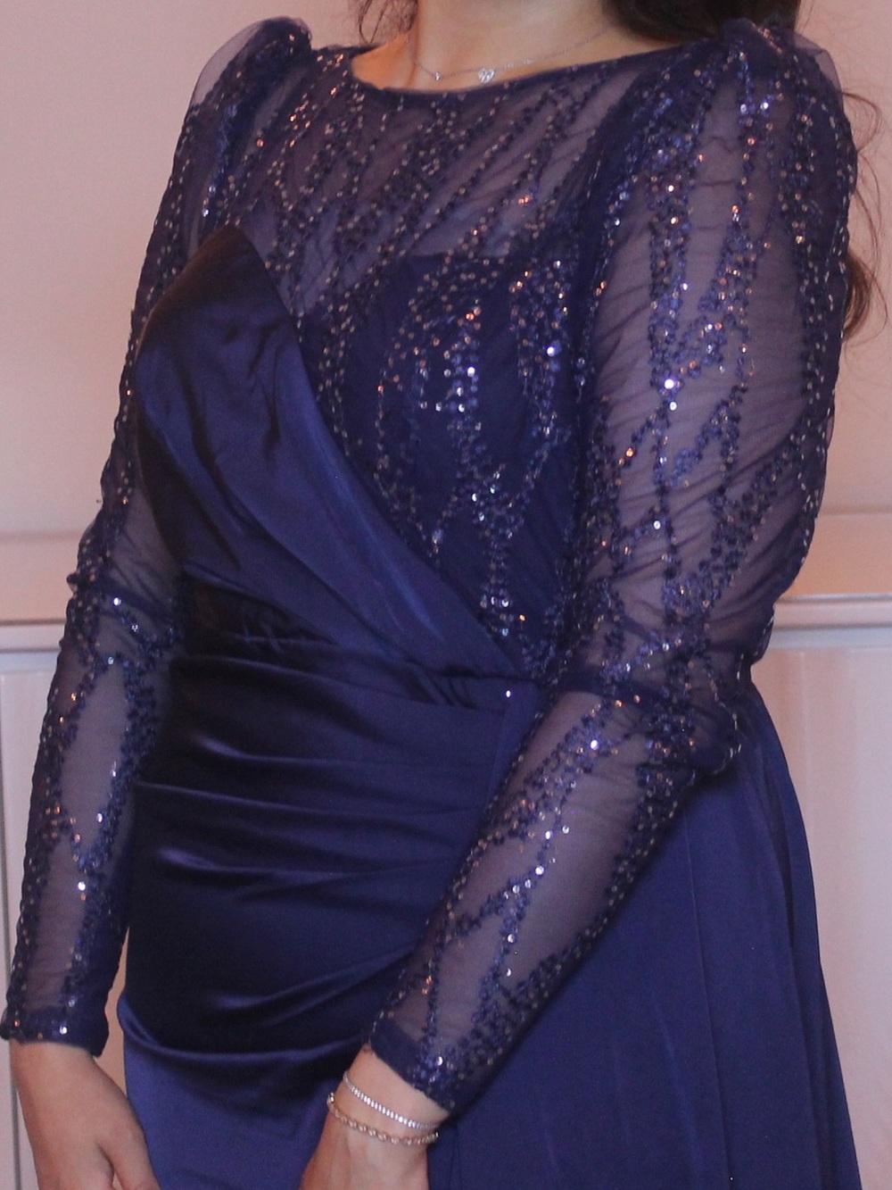 Elegant Navy Sequin Long Sleeve Evening Dress